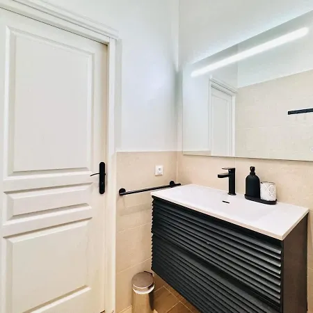 Le Saint-nicolas Proche Palais & Gare Apartment