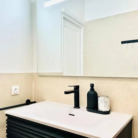 Apartamento Le Saint-nicolas Proche Palais & Gare *